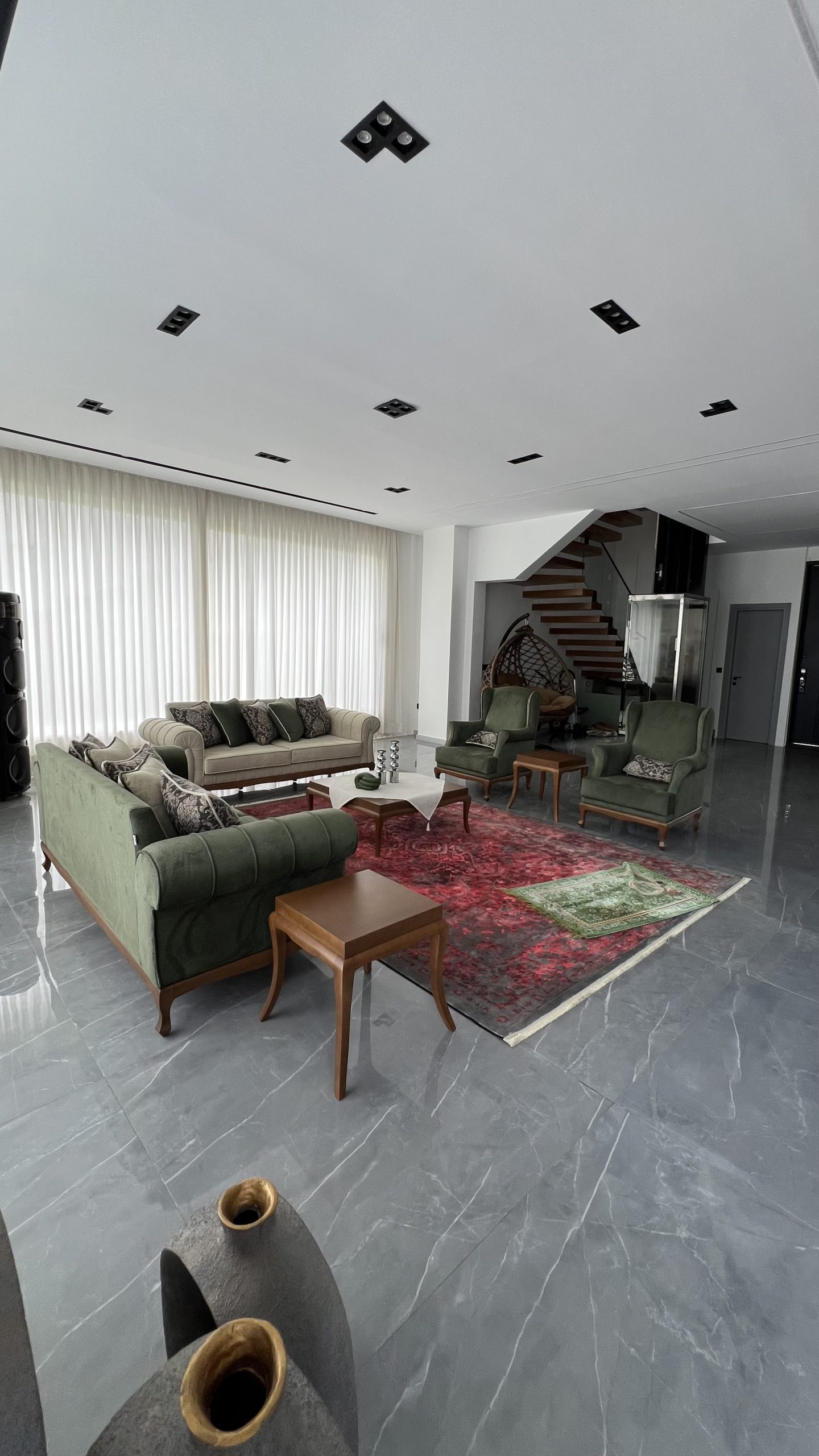 تصویر 3 ویلای مدرن ۴۱۰ متری شهرک نمکآبرود